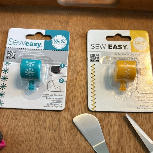 Bundle of Cricut Tools Silhouette Tools Vinyl Tools Crafting Tools - Picture 2 of 4